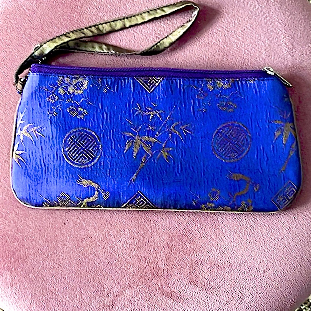 Red blossom, vintage hand purse